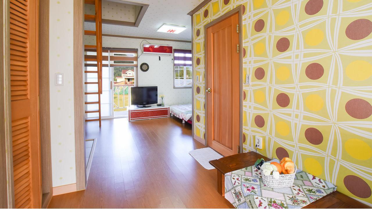 Ecopia Pension Пхёнчхан Экстерьер фото
